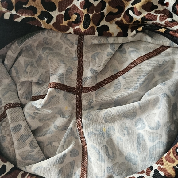 Lilly Pulitzer Luxletics Midi Leggings High Rise Women Medium Cheetah Print - Picture 8 of 8